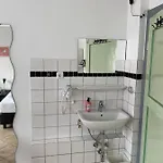 Haus99 Budget & Apartament *