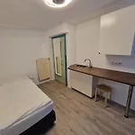 Haus99 Budget & *