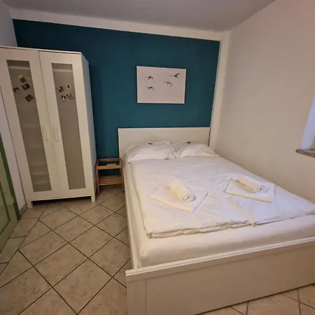Haus99 Budget & Apartment