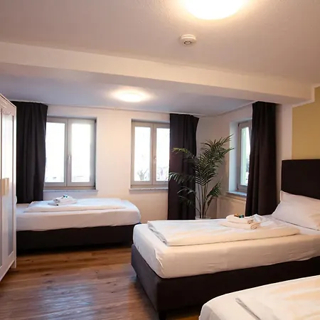 Haus99 Budget & Apartment *