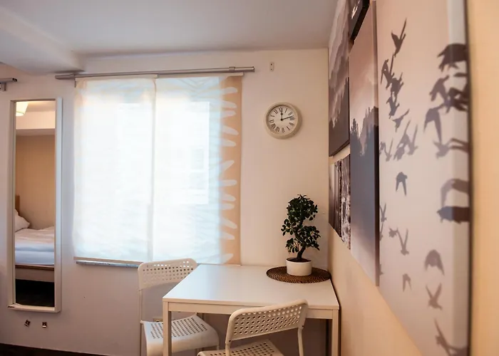 Haus99 Budget & Apartmán Fürth